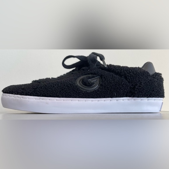 GBG LOS ANGELES GUESS FAUX SHEARLING LACE UP SNEAKERS, BLACK, EUC, SZ 8 - Picture 7 of 15
